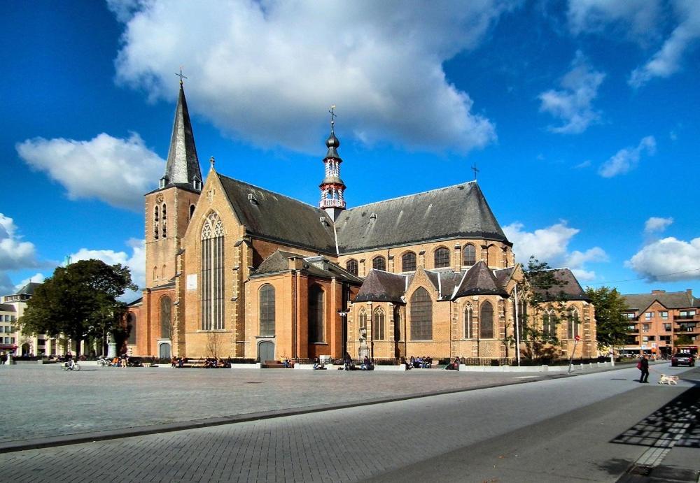 Turnhout City Hotel Exterior foto